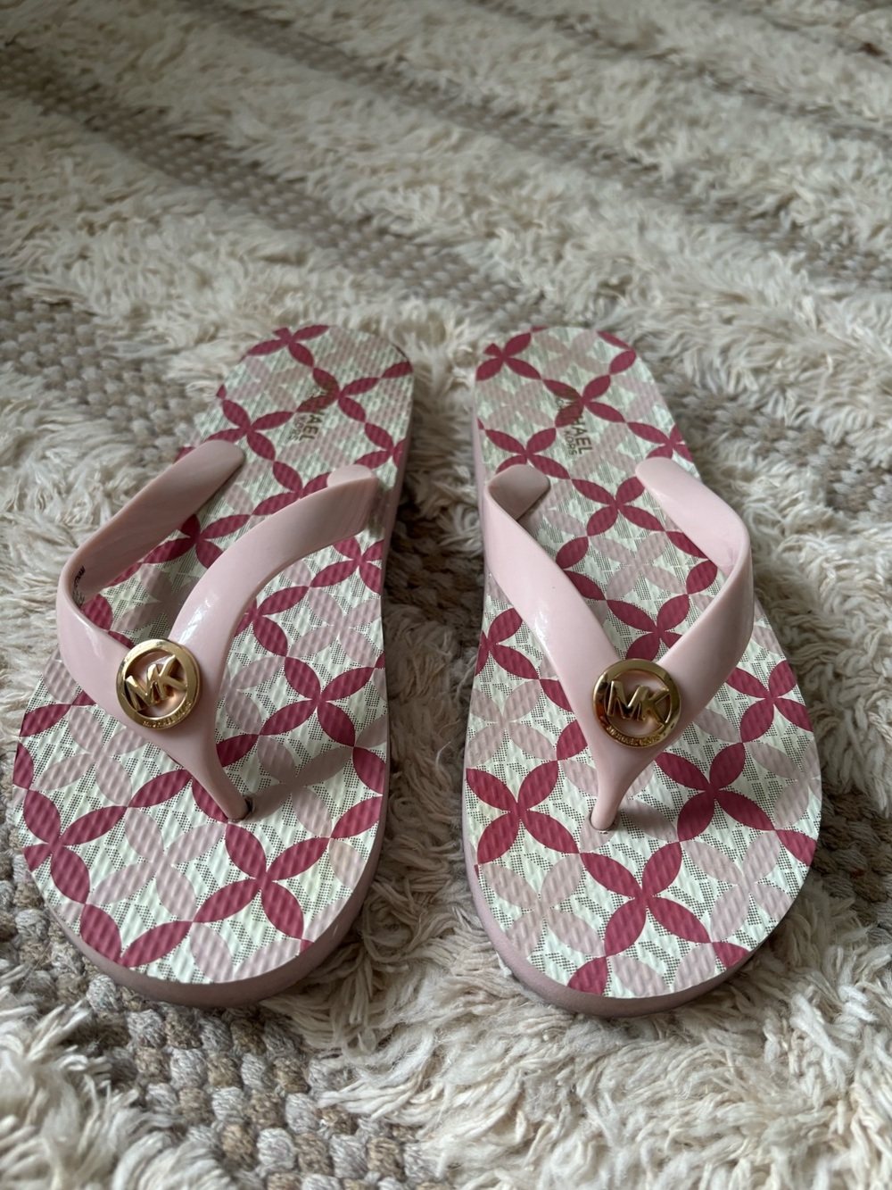 Michael Kors Light Pink Logo Medallion Flip Flop Sandals Size US 6M
